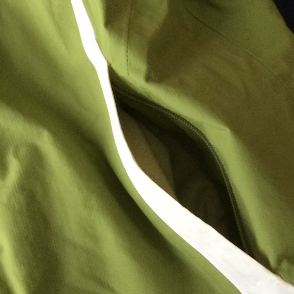 Ski jacket - Picture 11 of 12